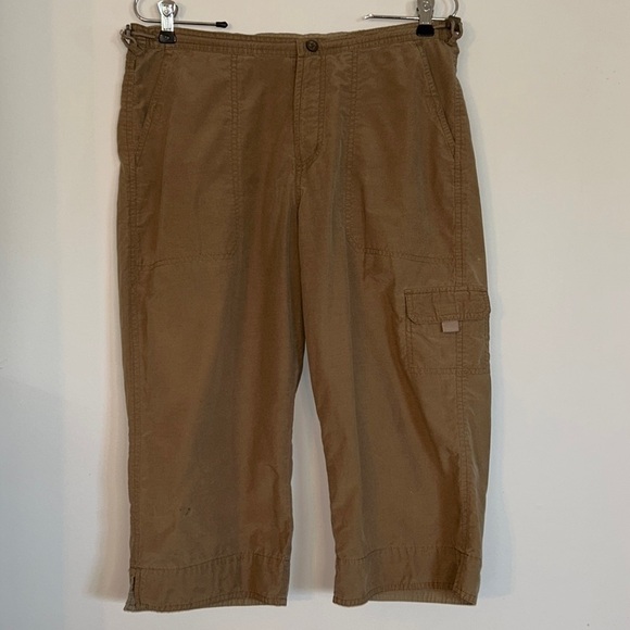 Columbia Pants - Columbia Capri Pants Size Medium